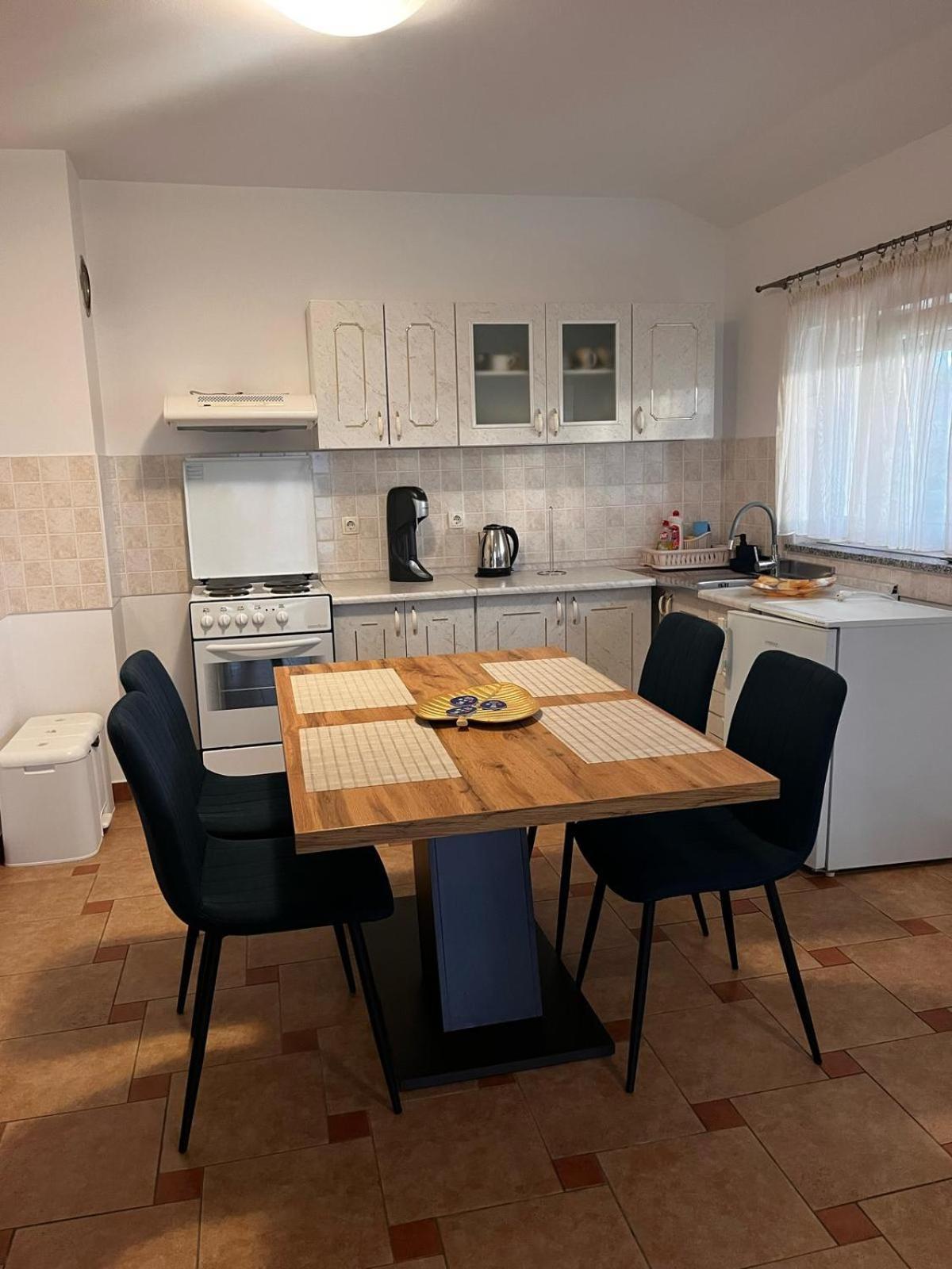 Apartments Jadranka 马林斯卡 外观 照片